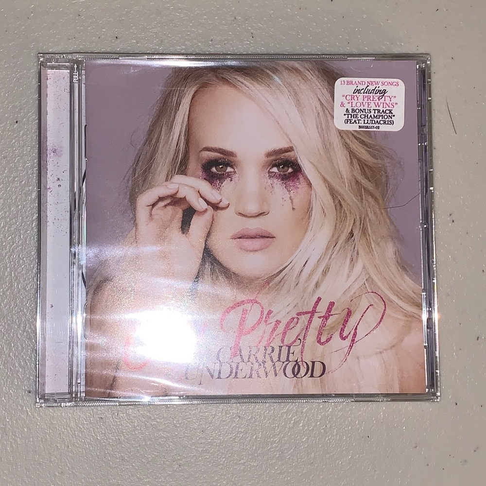 Carrie Underwood Cry Pretty CD. New in package.